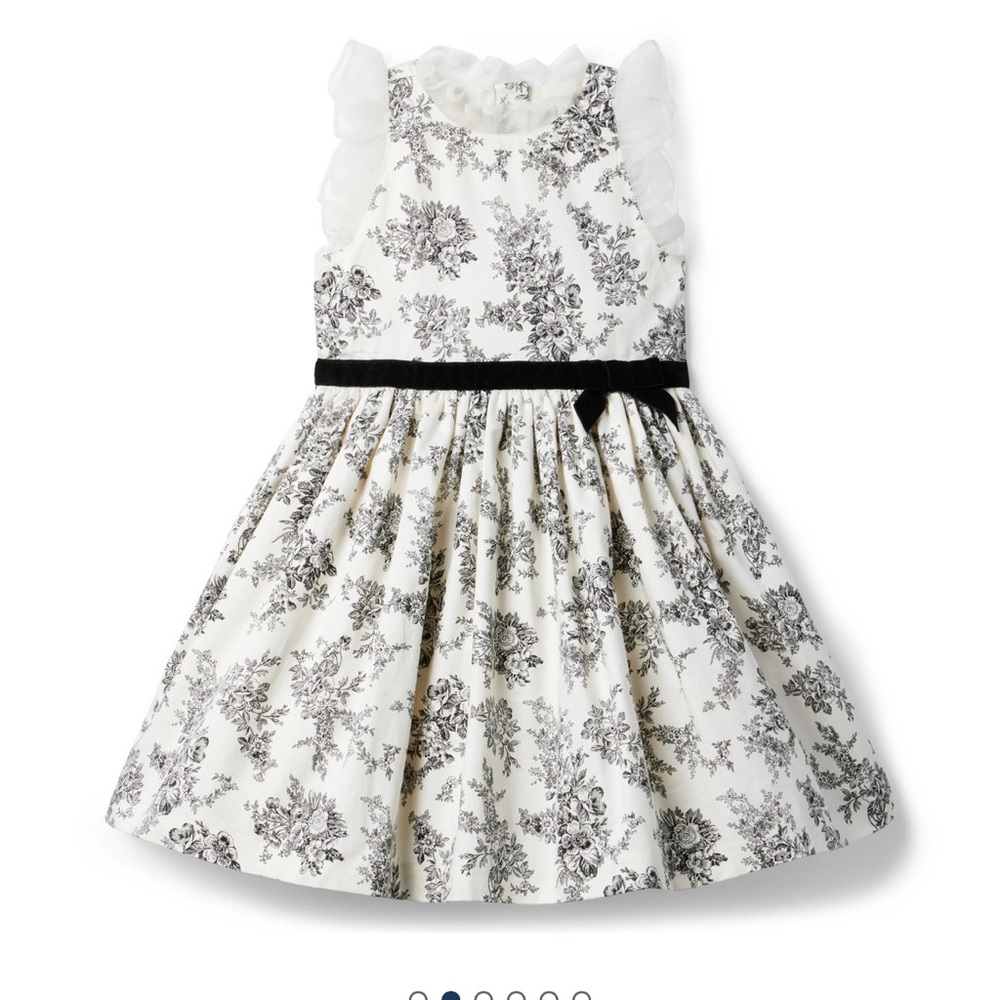 Girls ruffle dress